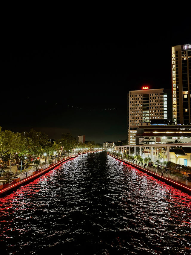 Evening Glow by the Malacca River 🌙