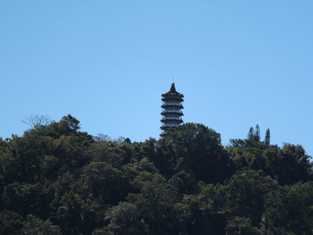 SUN MOON LAKE 