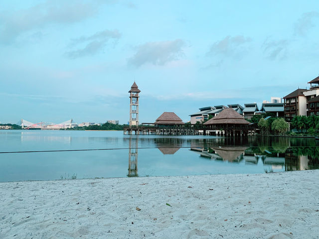 Magical Evening at Putrajaya Lake ✨🌊