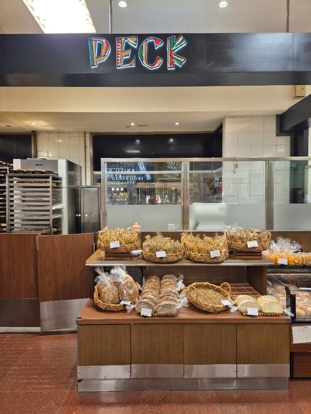 The Best Italian Bakery 🥖🍞🥪