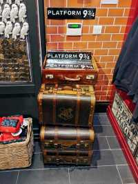 Platform 9¾, a must-visit tourist hotspot espeacially Harry Portter fans!