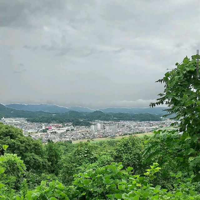 Funaoka Castle Park (船岡城址公園)