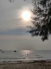 🌴 หาดนางรอง สถานที่ซ่อนเร้นสวรรค์ของทะเลระยอง!