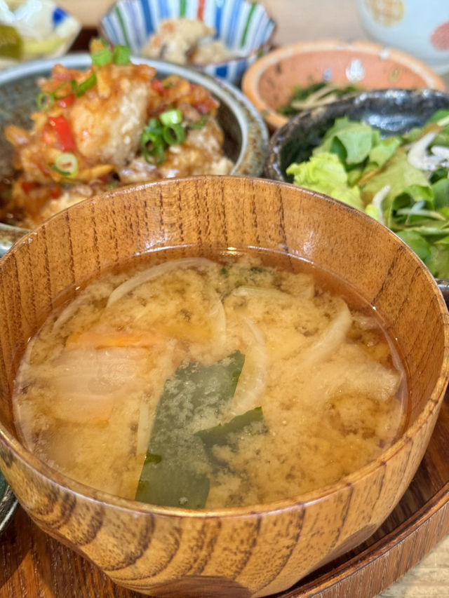 【大阪/四ツ橋】体に優しい栄養満点の和定食 