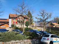 スイスの美しい小都市シュピーツ（Spiez）：トゥーン湖の絶景と水辺の魅力