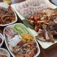 종로3가 보쌈골목 맛집 장군굴보쌈