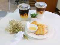 รมณ์ คาเฟ่บ้านสีขาว 