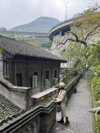 Time Stands Still in Xiahaoli: A Nostalgic Stroll Through Chongqing’s Hidden Gem