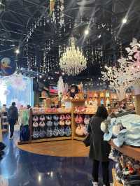 แฟนดิสนีย์ไม่ควรพลาด!  Disney Store สาขา Lujiazui