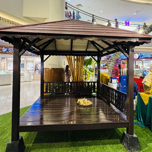 Kampung Lembah Tengah in Full Bloom