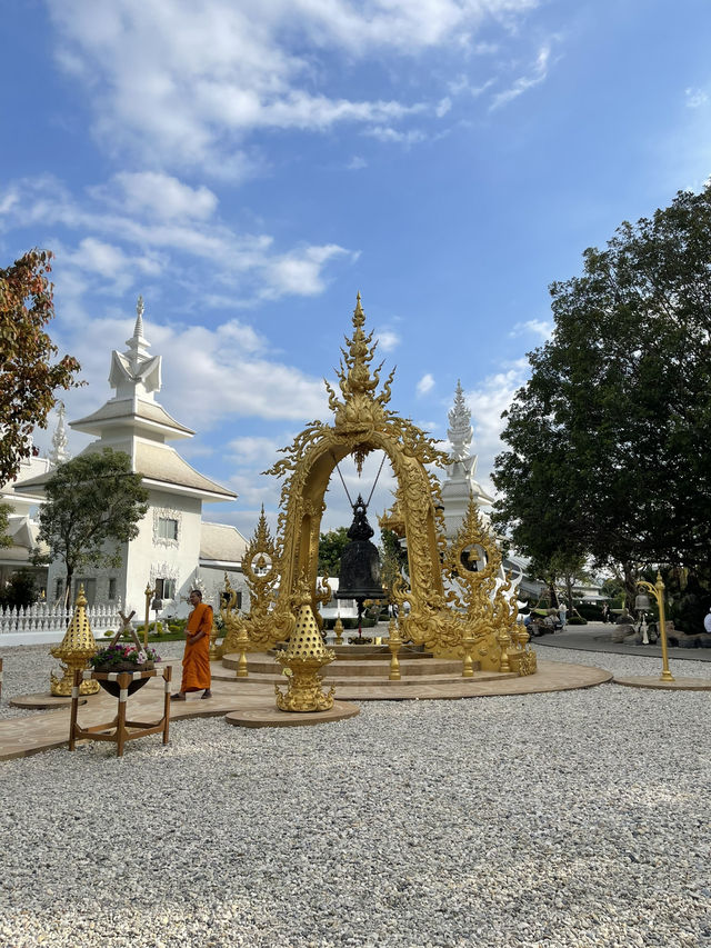 วัดร่องขุ่น จ.เชียงราย วัดต้องห้ามพลาด📌