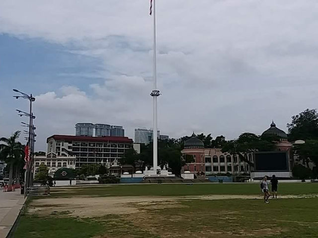 蘇丹阿都沙末大廈