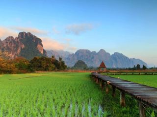 🌄 เมืองไซ สวรรค์ของคนรัก: น้ำตก ตลาดชนเผ่า และถนนที่ผู้คนไม่ค่อยสัญจรในลาวตอนเหนือ!