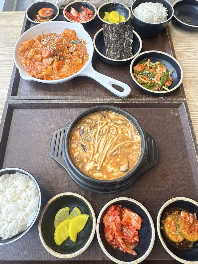 K.Streat Korean Food Hall – สวรรค์ของคนรักอาหารเกา