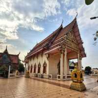สักการะพระพุทธรักษาเมือง ณ วัดกระจัง