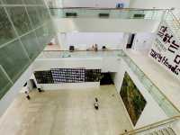 From Gallery Walls to Streamside Art