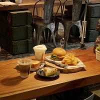 ART CALLERY CAFE 
