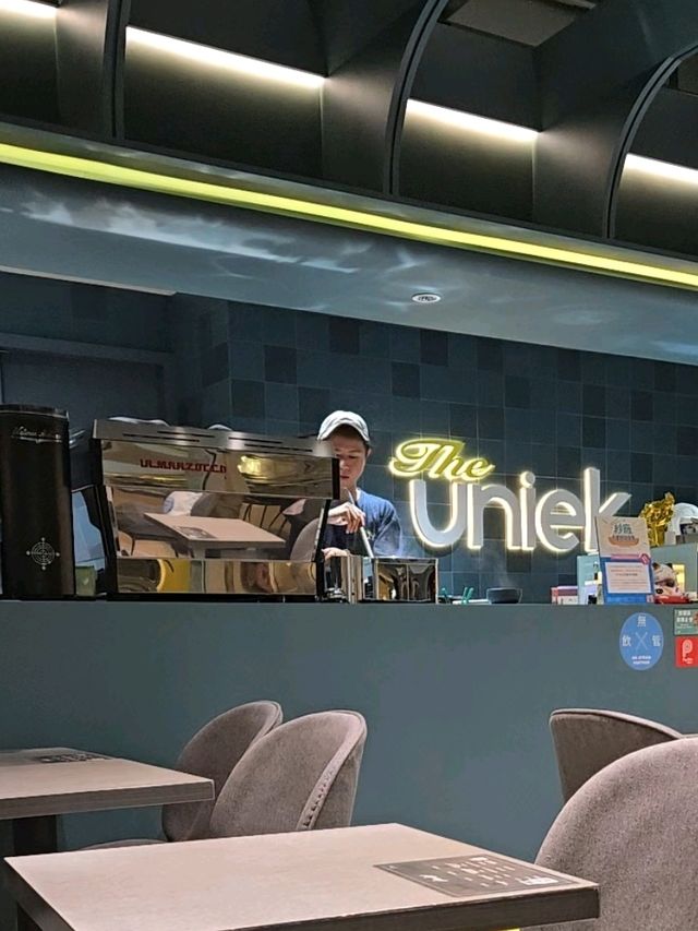 潛藏在精品店內的寵物友善Cafe