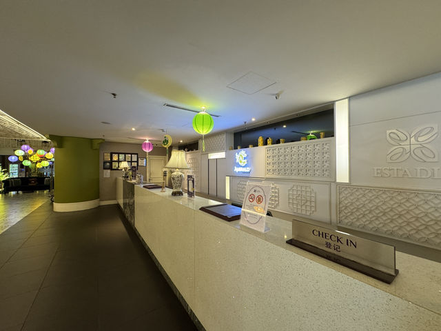 Estadia Hotel Review: A Disheartening Return After Seven Years
