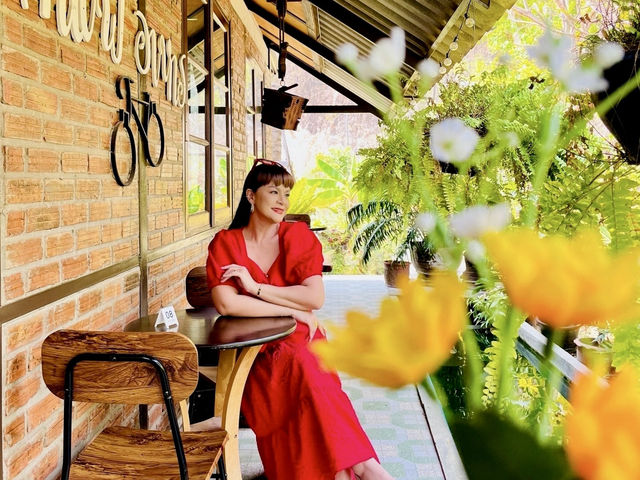 🌟คาเฟ่นั่งชิลถ่ายรูปสวย เบเกอรี่โฮมเมดอร่อย
