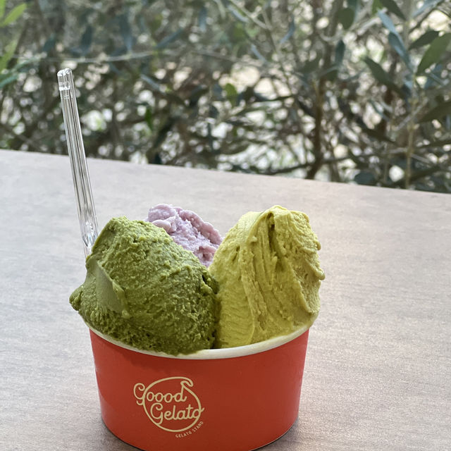 ☀️沖繩恩納村美味散策｜三矢本舖沙翁甜甜圈＋goood gelato 義式冰淇淋＋路邊偶遇的貓貓驚喜 