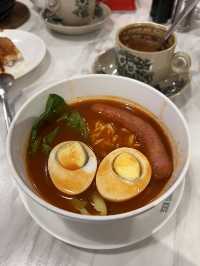 Breakfast at HONGKEE Kopitiam Mee – Worth Waking Up For!