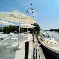 Harbor Café นครศรีธรรมราช — คาเฟ่ริมน้ำสุดชิลล์ 