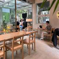 Universal Tea Café