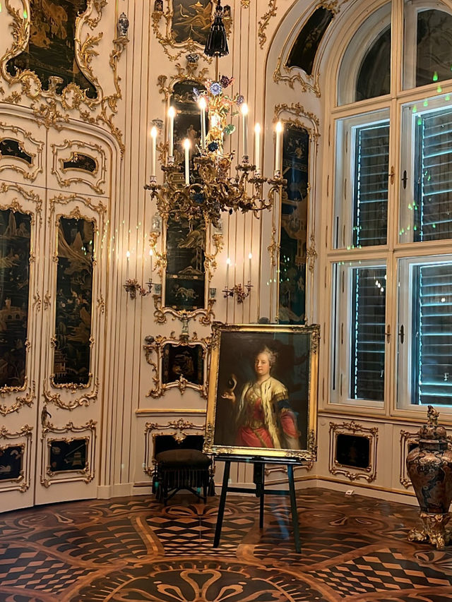 【ウィーン・シェーンブルン宮殿】🏰マリー・アントワネットも過ごした、夢のようなバロックの庭園へ。