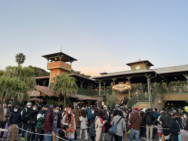 🏰 Disneyland Tokyo – A Magical Day for the Whole Family
