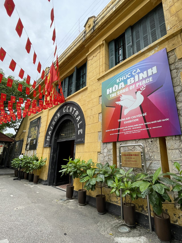 ｜越南｜河內火爐監獄（Hoa Lo Prison）-鐵窗下的歷史印記