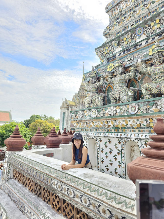 🌅 Visiting Wat Arun, Bangkok – A Peaceful Riverside Gem