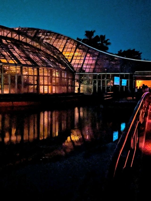 京都 | 京都府立植物園 - Light Cycles