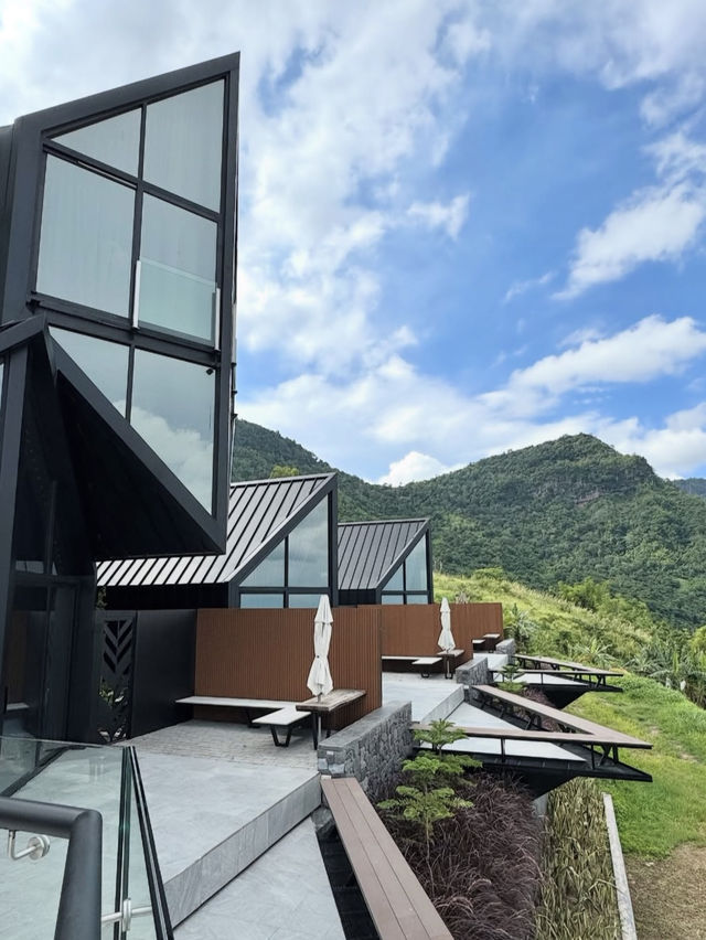 The Pino Khao Kho