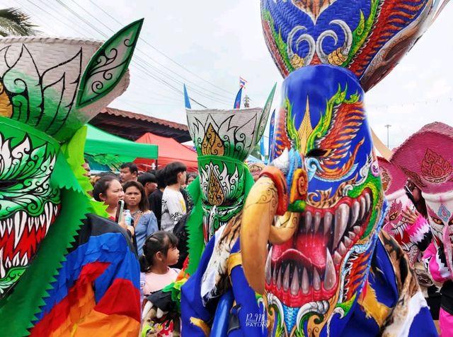 งานผีตาโขน งานประเพณีแห่งแดนอีสาน