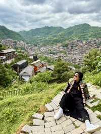 Can’t Escape the Rain, But Beauty Found Me Anyway: 8D7N Guizhou Adventure 🇨🇳｜Guiyang・Huangguos
