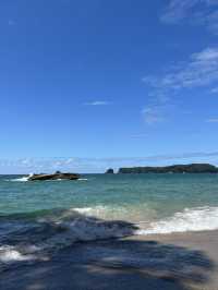 紐西蘭旅遊景點—🌊 Cathedral Cove｜自然雕刻的海上拱門美景 