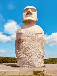 🌿 Solo Travel Gem: Moai Statues in Sapporo!