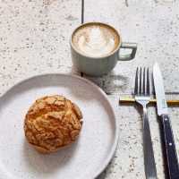 L I K E Cafe n Restaurant 