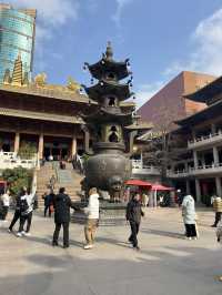  Jing’an Temple (静安寺) วัดใจกลางมหานครเซี่ยงไฮ้ 🛕