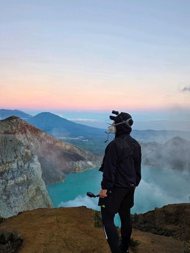 Kawah Ijen (คาวาห์ อีเจียน)