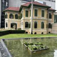 Paulette BKK — คาเฟ่ 4 ชั้นสุดละมุน 
