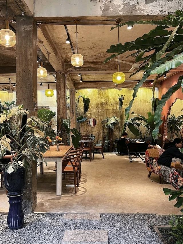 Indoor Coffee & Bistro