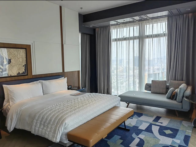 深圳前海華僑城艾美酒店