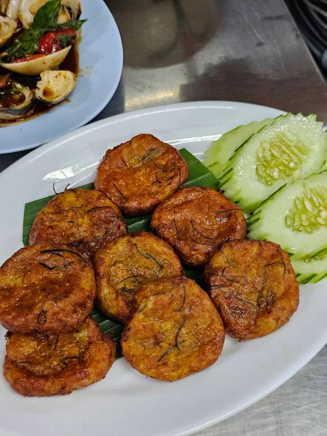 📍 รีวิวร้าน “ครัวเก๋ากึ๊ก ภูเก็ต” ร้านอาหารอร่อย