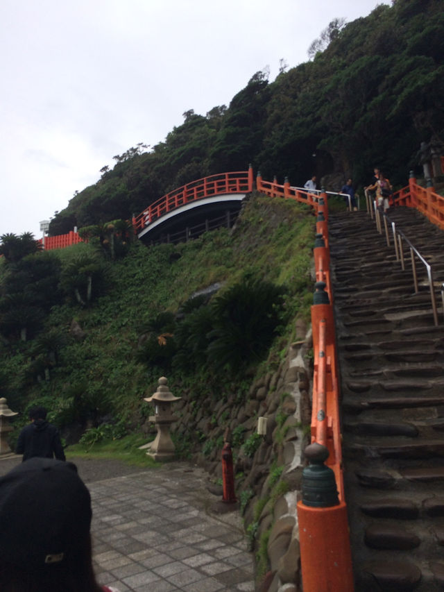 【鵜戸神宮｜“洞窟の中の絶景神社で縁結び・安産祈願”】