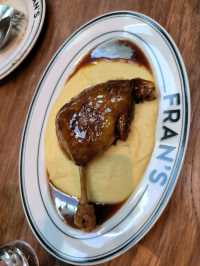 ร้าน FRAN'S BRUNCH & GREEN สาขาสุขุมวิท 49