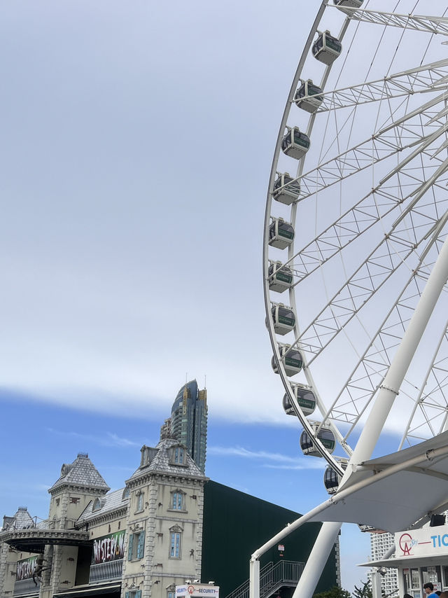 "เดทนี้…ต้องที่เอเชียทีค" 🎡