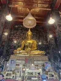 พาขอขมากรรมวัดสุทัศน์ กรุงเทพ