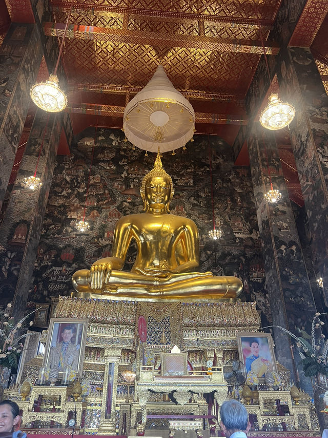 พาขอขมากรรมวัดสุทัศน์ กรุงเทพ